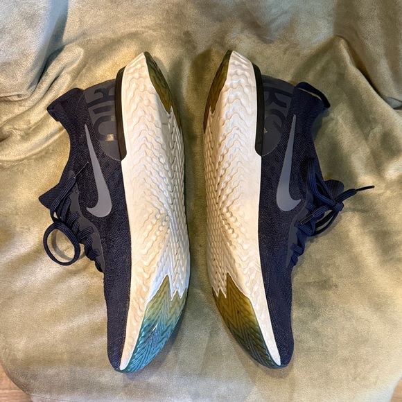 Nike Navy Blue Epic React - Picture 3 of 8